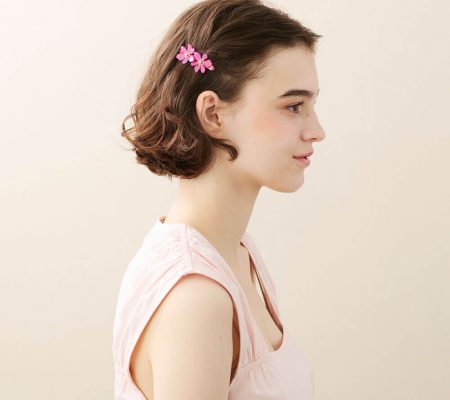 Alexandre de Paris - Druckspange SÉRÉNADE 5,5 cm dunkles pink ATB-18044-03F_model (1)