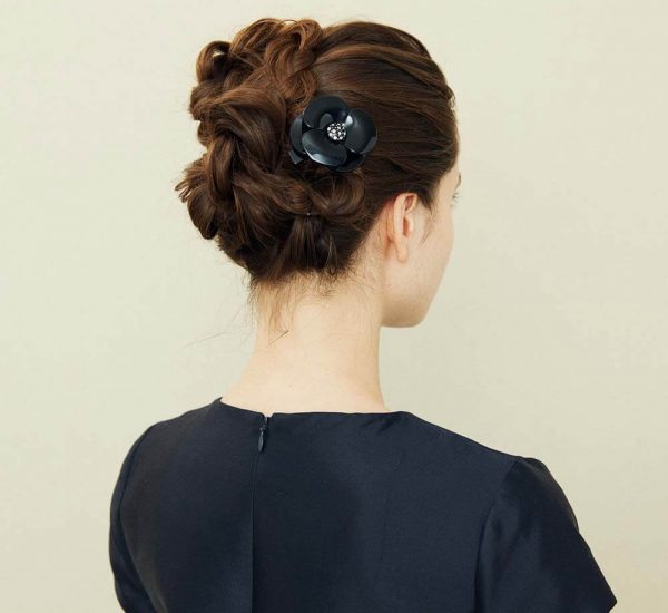 Alexandre de Paris - Haarspange Camélia A. 6 cm schwarz braun AA6-1935-29-N_E Peppige Frisuren für Frauen über 60